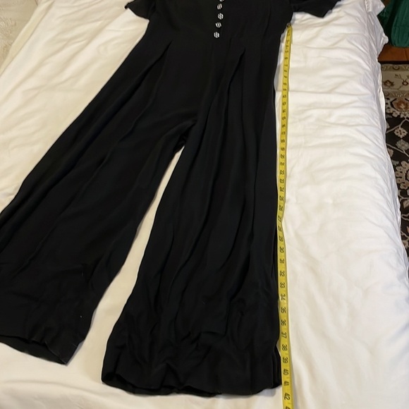 EXPO Wide Leg Romper Black with Jewel Buttons size 6 - Picture 10 of 10